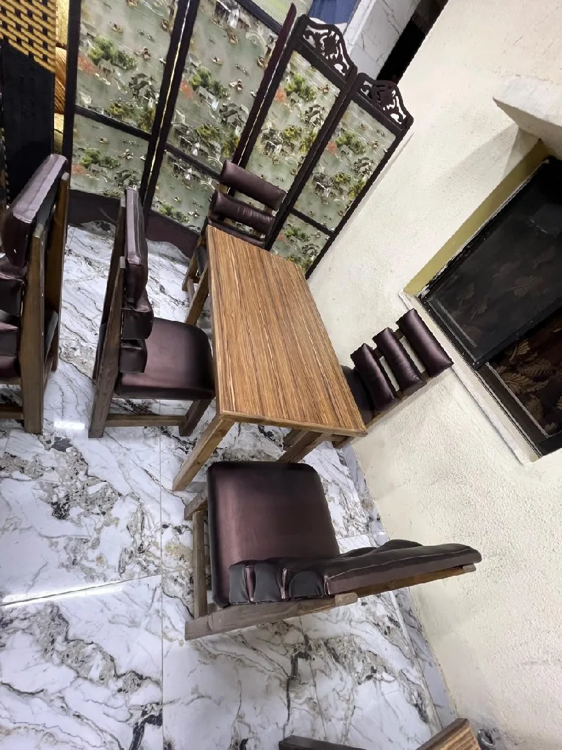 طاولات كافيه