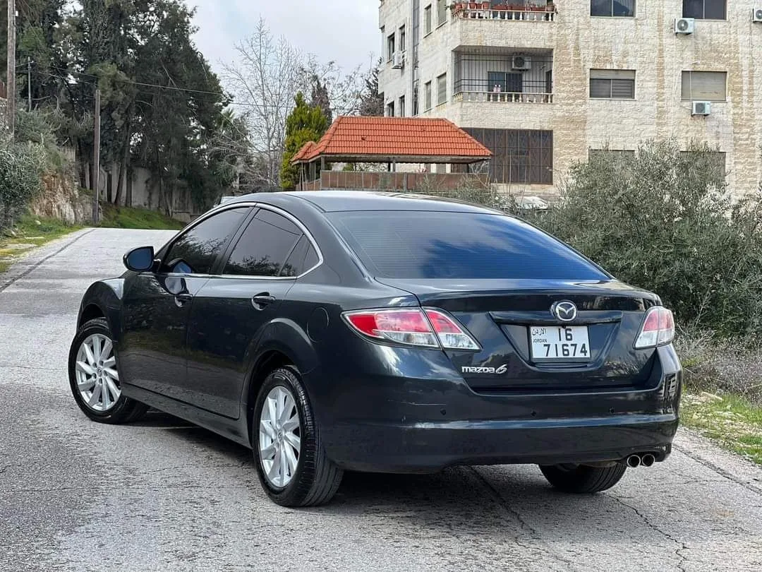 سيارة مازدا زووم للبيع