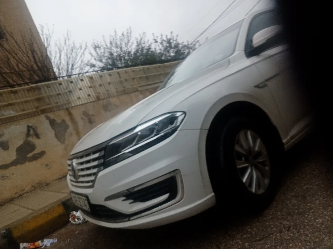 سيارة فوكس فاجن لافيدا