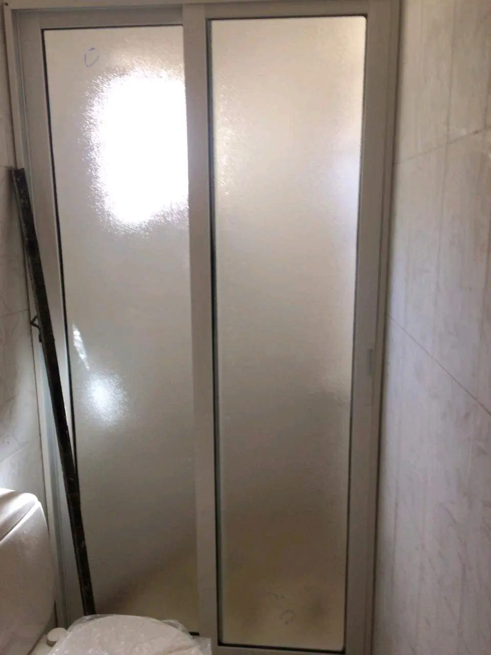 صيانة وتفصيل شبابيك وابجورات ومطابخ