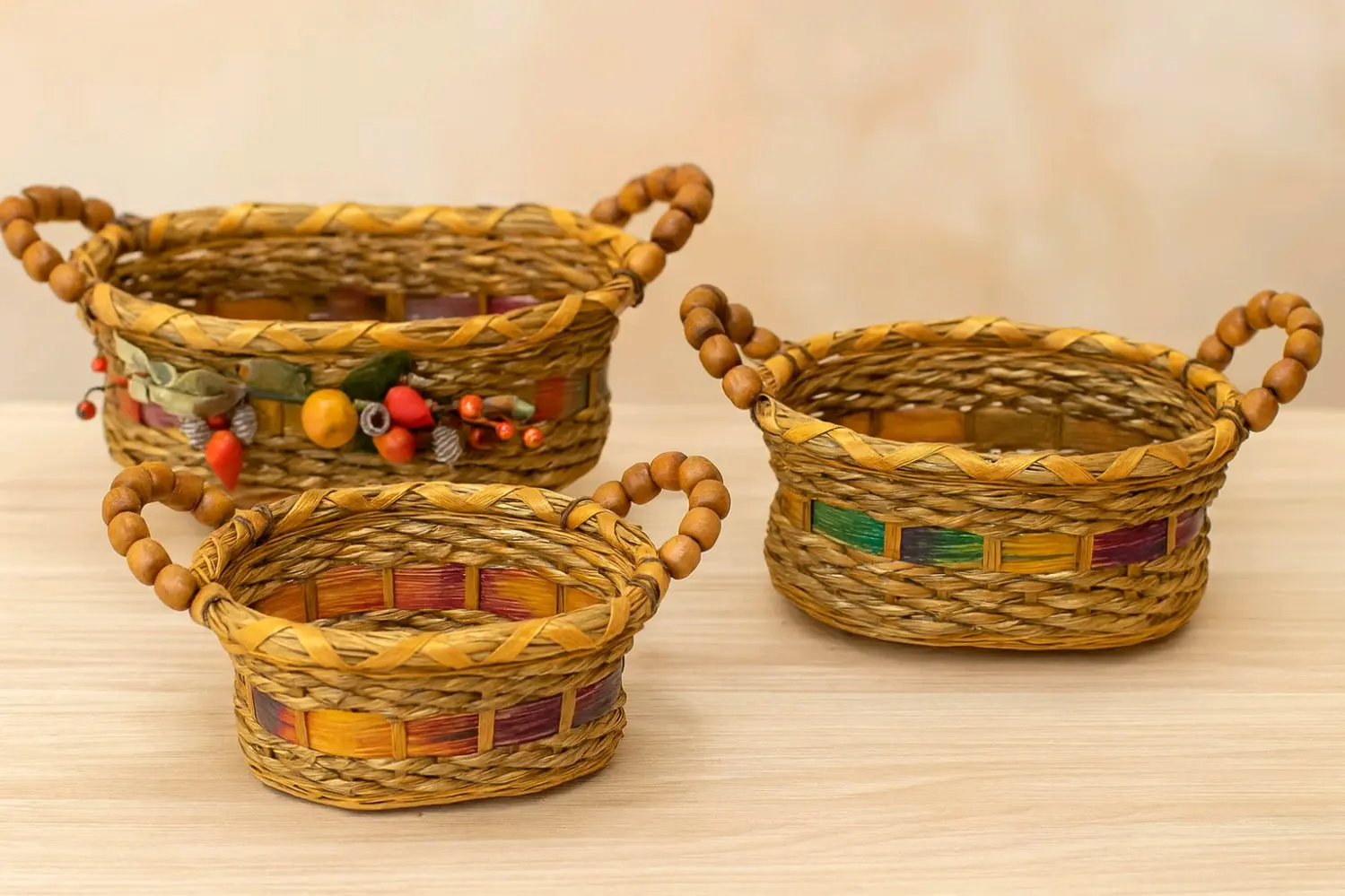 شروة ٥٠٠ طقم من سلات القش