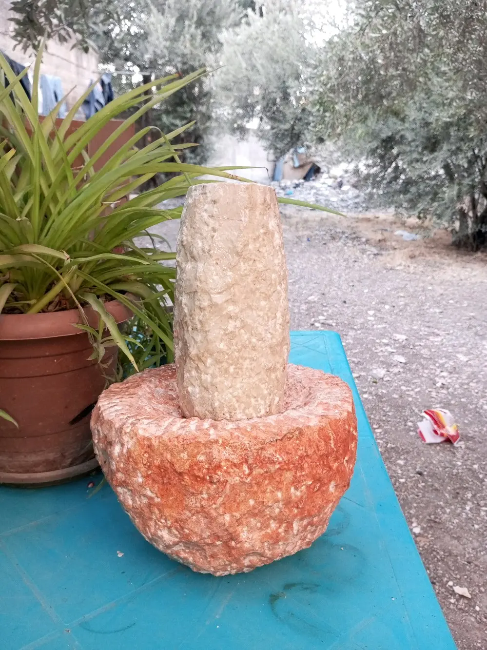 منحوتات حجرية