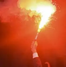 شماريخ هاند فلير نار