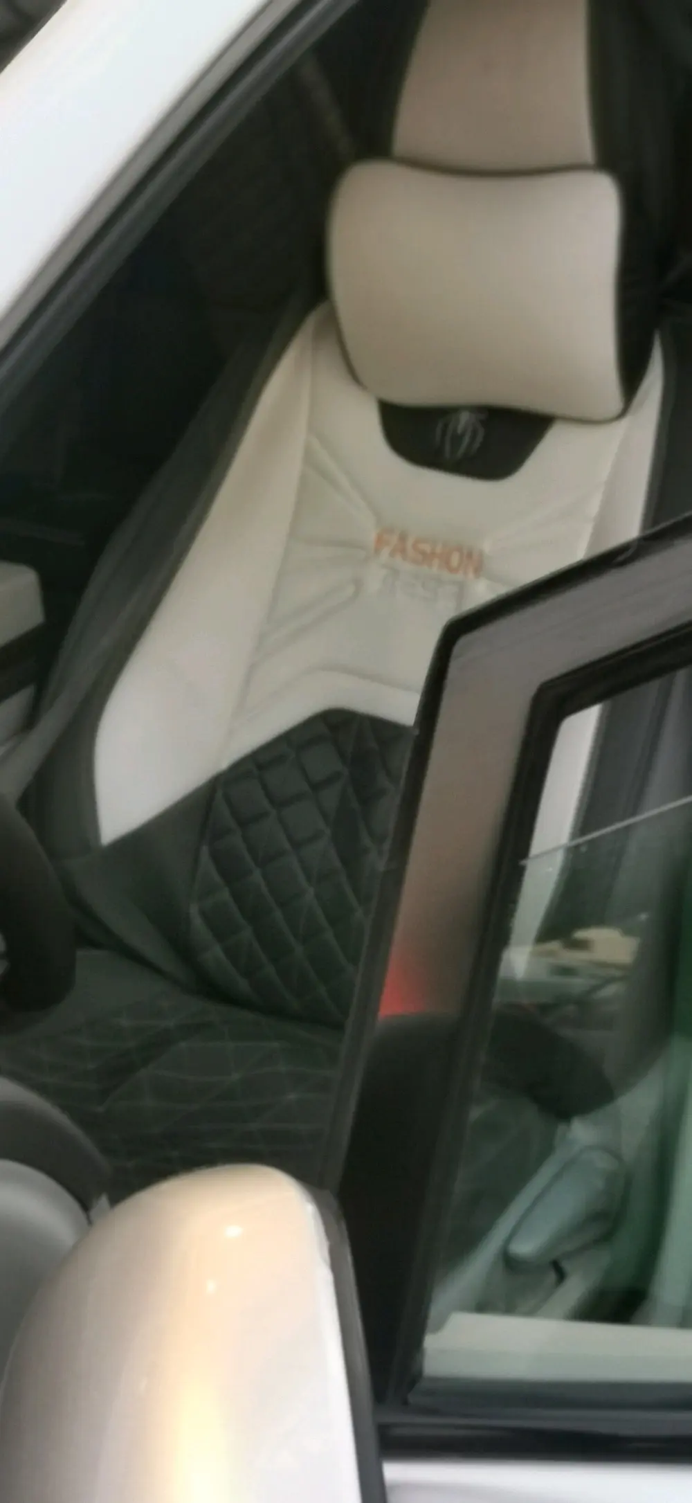 تويوتا بريوس 2011 للبيع بحالة الوكالة