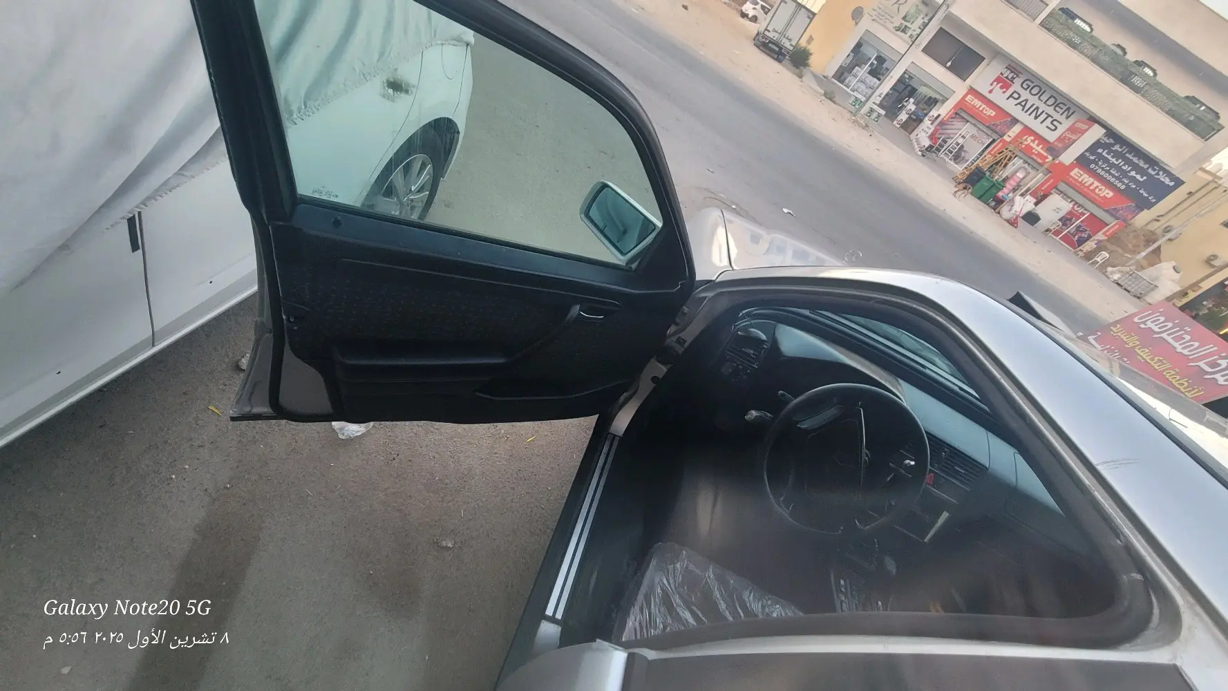 بسم الله الرحمن الرحيمللبيمرسيدس بنز C200 موديل 1997 أصلي لون سلفرماتور 2000cc ا