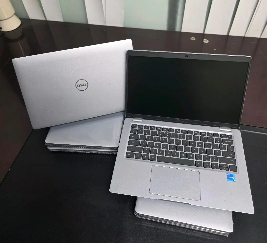 لابتوب لابتوبات مستوردة بحال الجديد