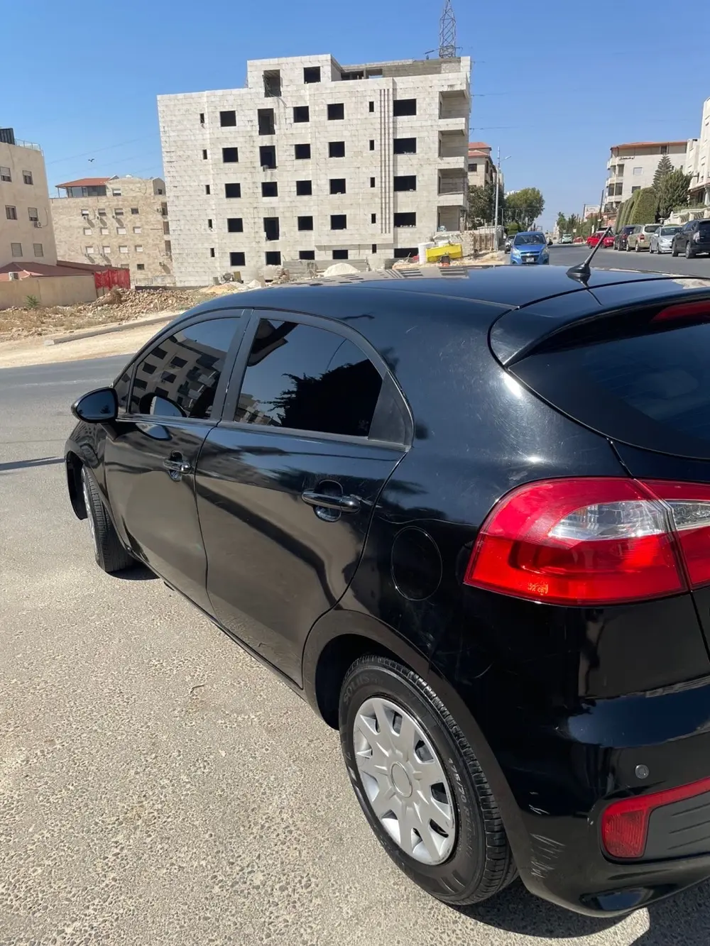 كيا ريو هاتشباك موديل ٢٠١٦، فحص ٢ جيّد، بحالة ممتازة