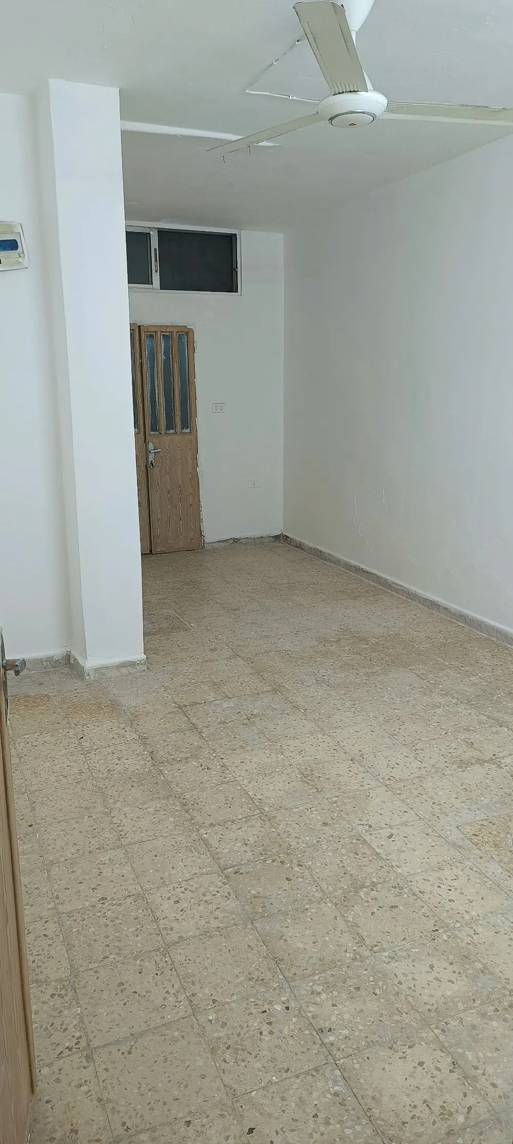 شقة للايجار / الهاشمي الشمالي