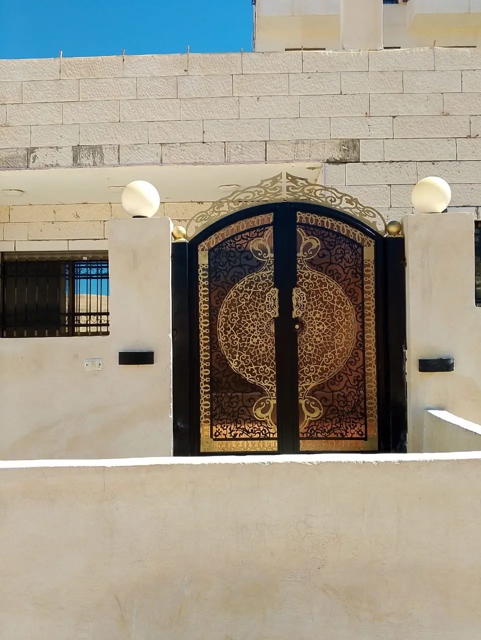 الميتاني للحدادة والقرميد وكافة اعمال الديكور