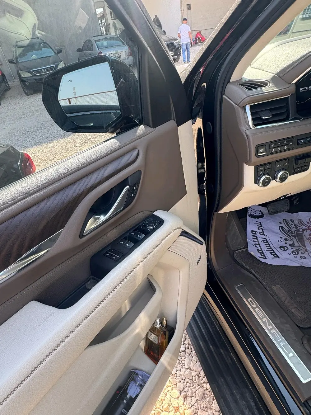 GMC YOKON DINALi 2023