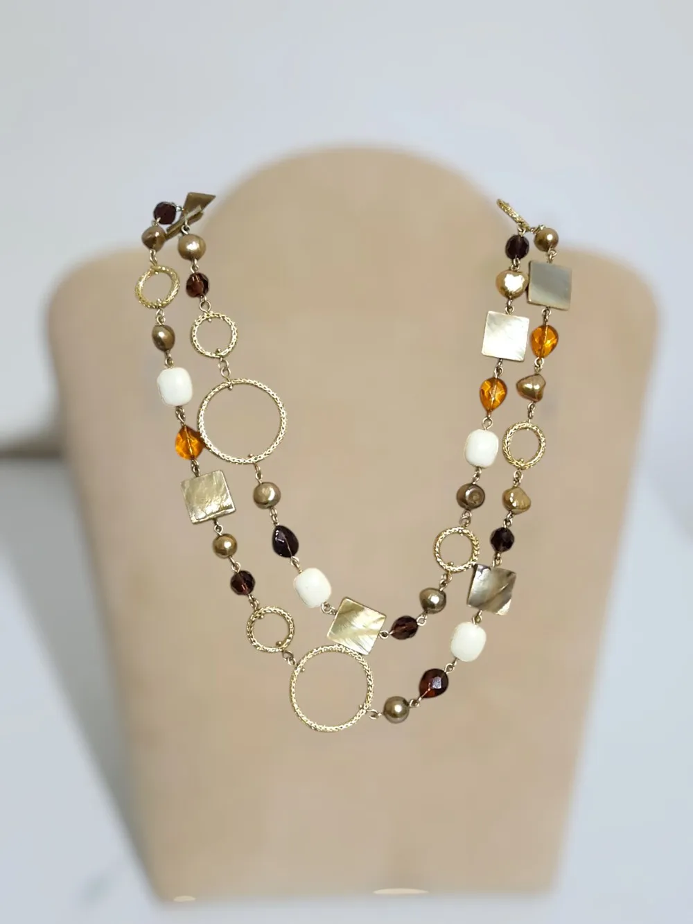 مجوهرات ليا صوفيا العتيقة