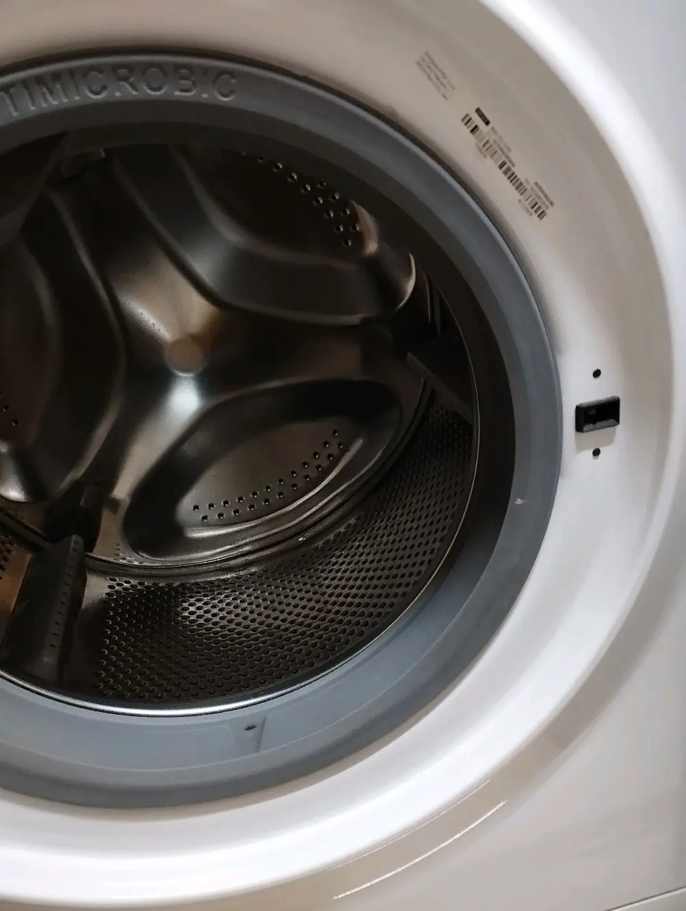 غسالة اريستون 7 كغم بحالة ممتازة