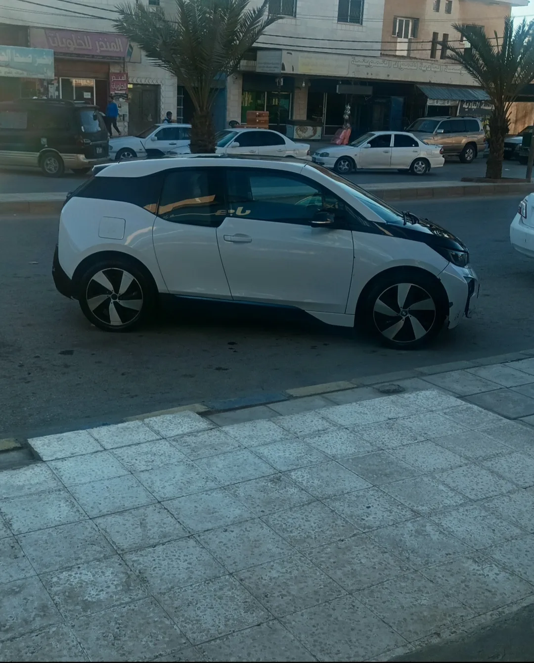 بيع سياره bmw i3 2015