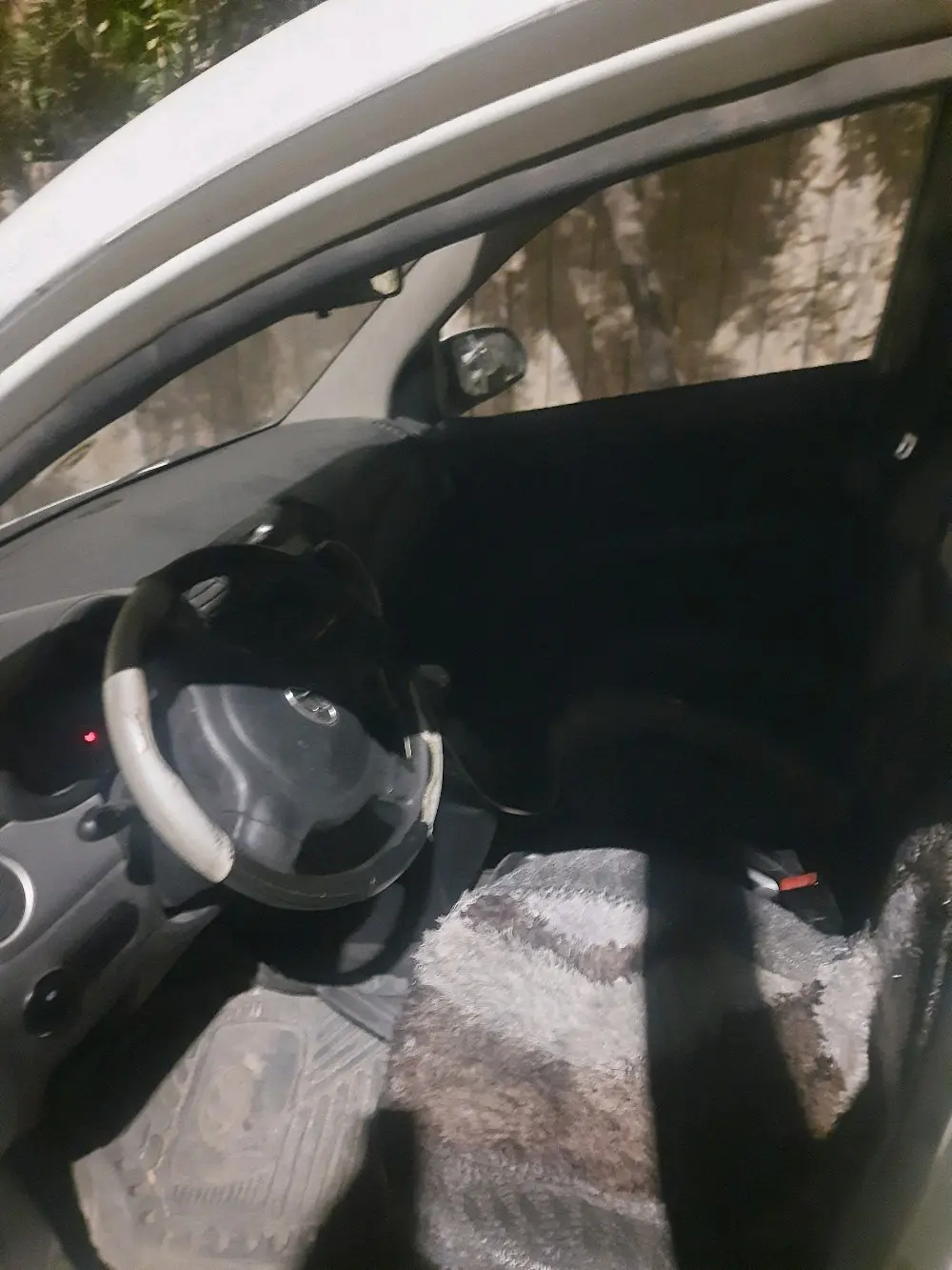 هونداي اي تن 2014 للبيع