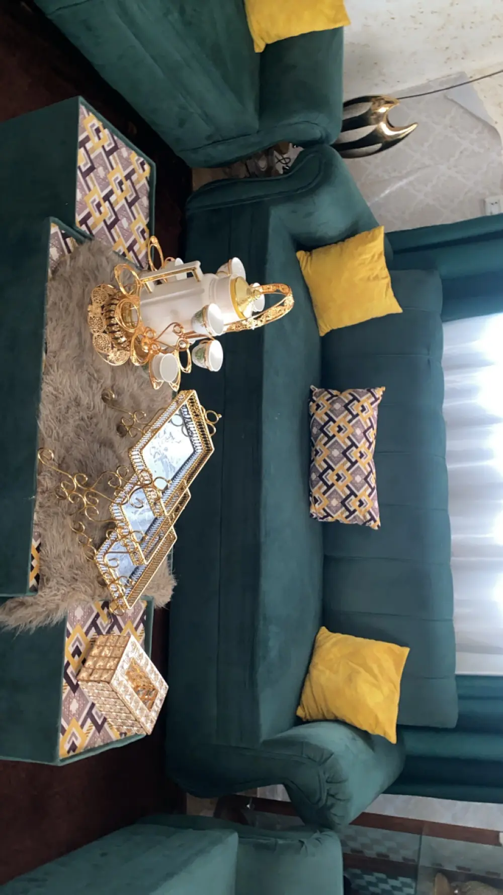 طقم كنب للبيع