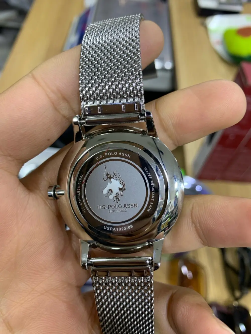 مجموعة ساعات جديده مجلتن اصلي مكفول