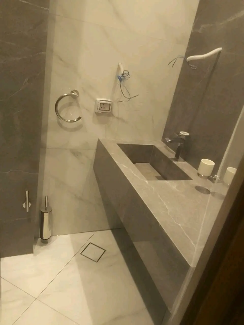 فتحات كور وقص خرسانه