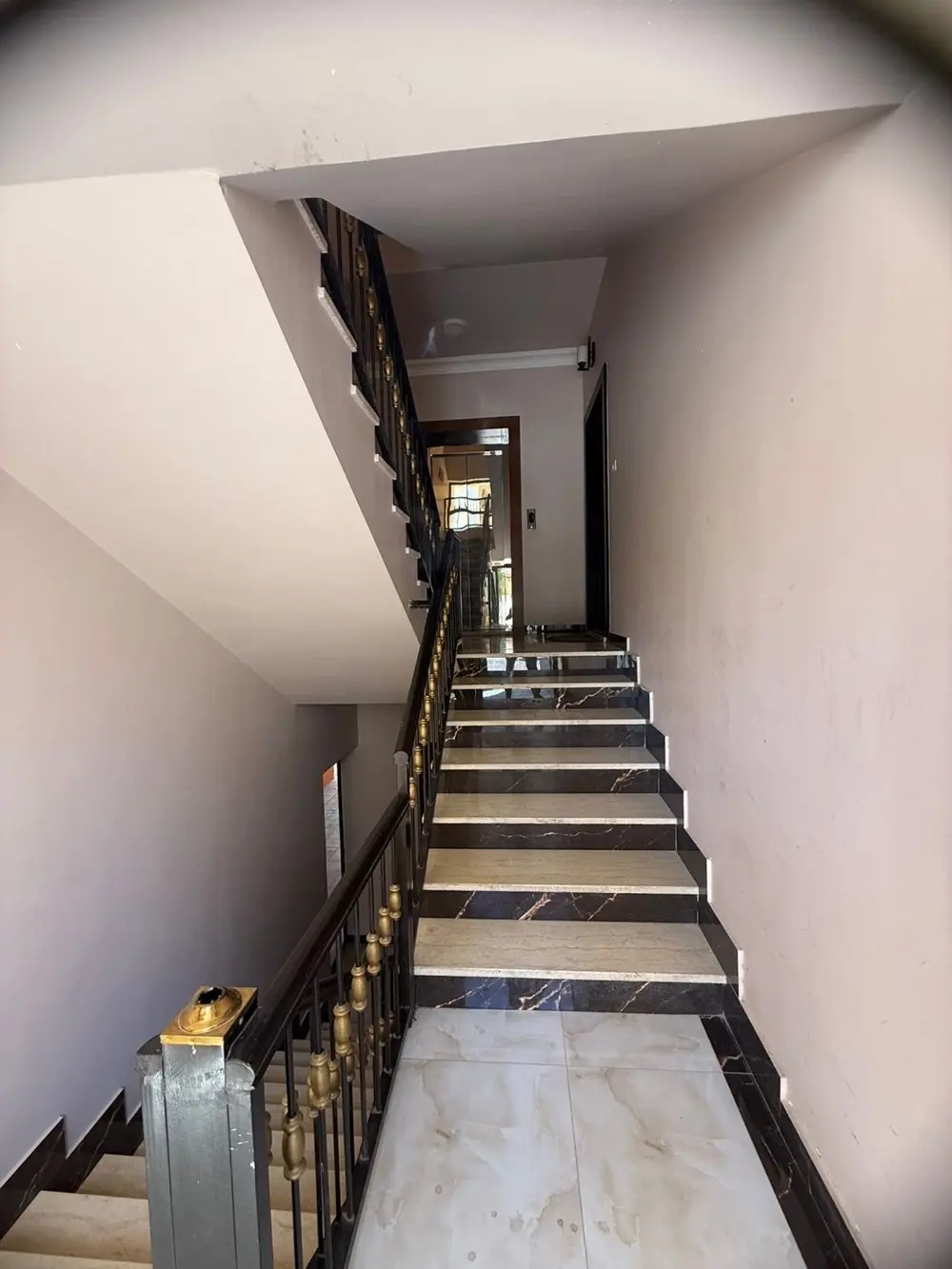 شقة حي المنصور