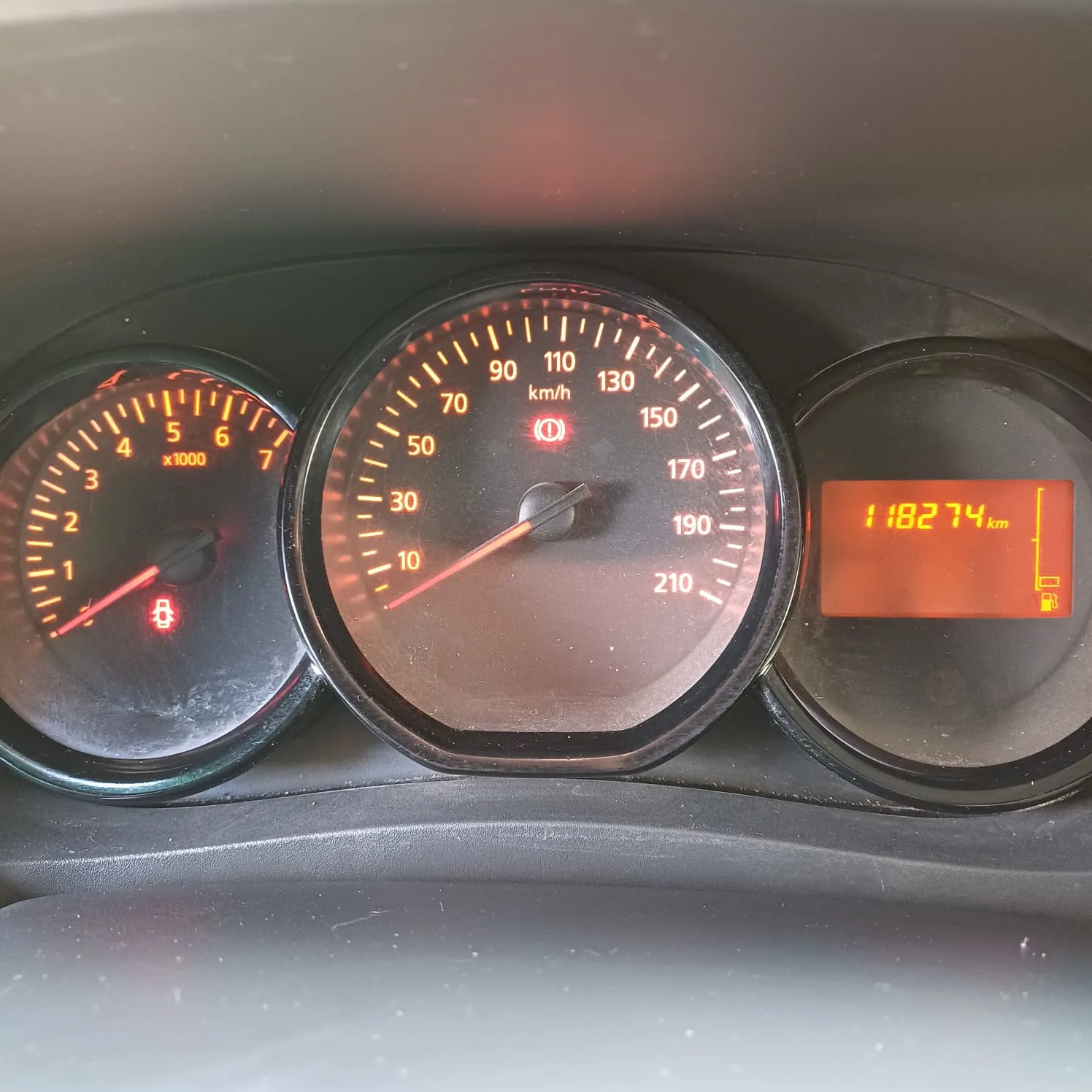 رينو دوكر 2022