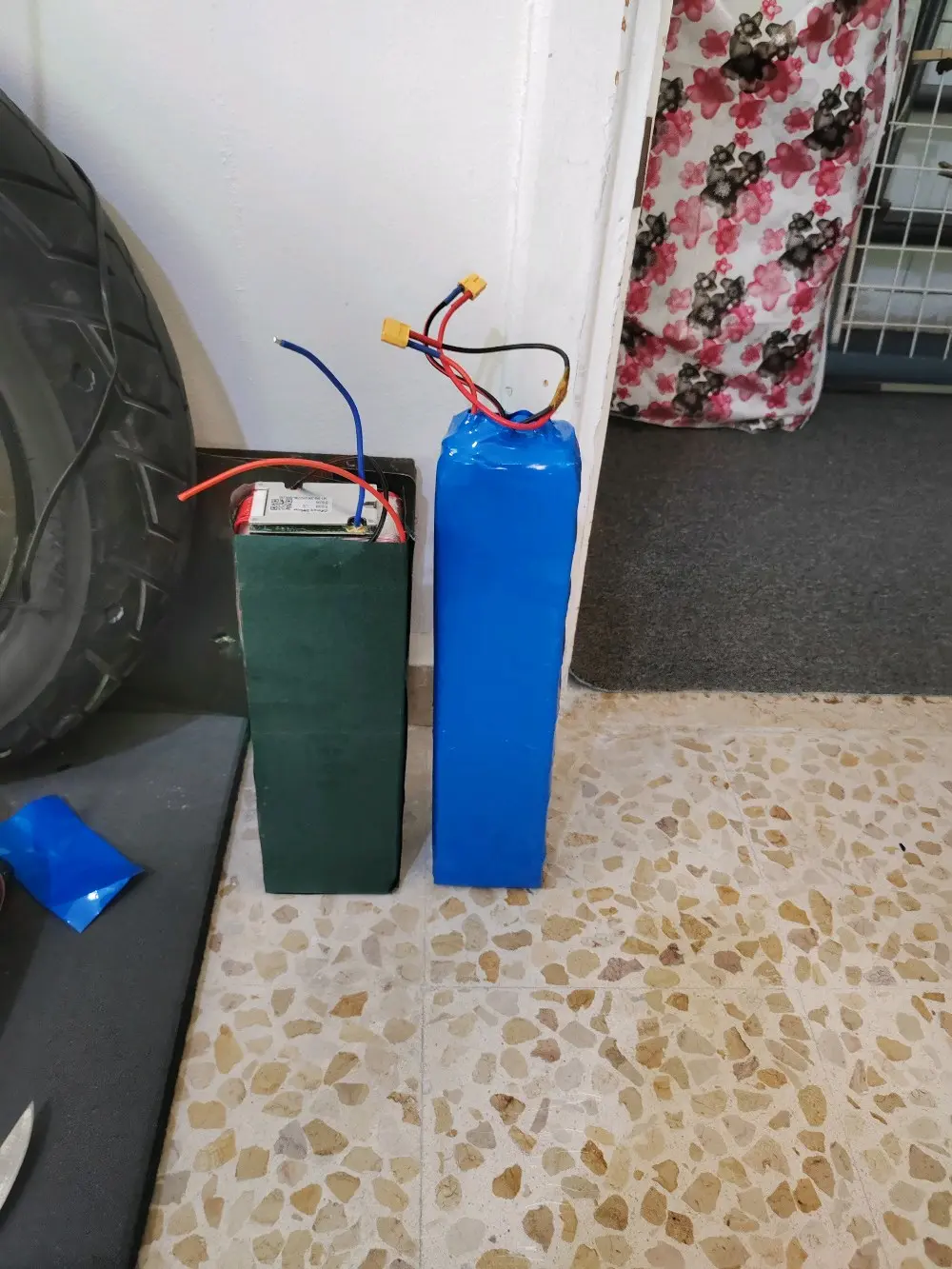 بطاريات ليثيوم للدراجات الكهربائية والمشاريع