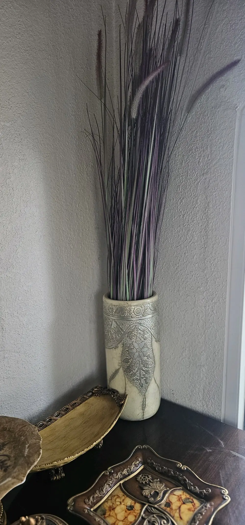 تحف فنية كلاسيكية فاخرة بطراز أوروبي أنيق – قطع ديكور مميزة للبيت أو المكتب تحف