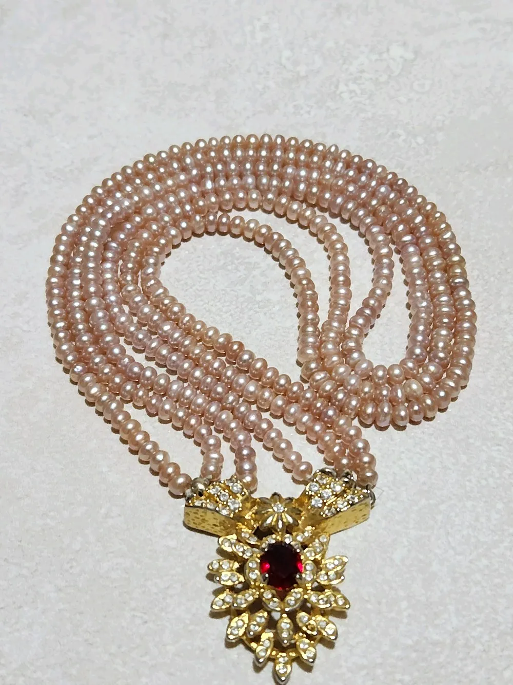 الؤلؤ الطبيعي