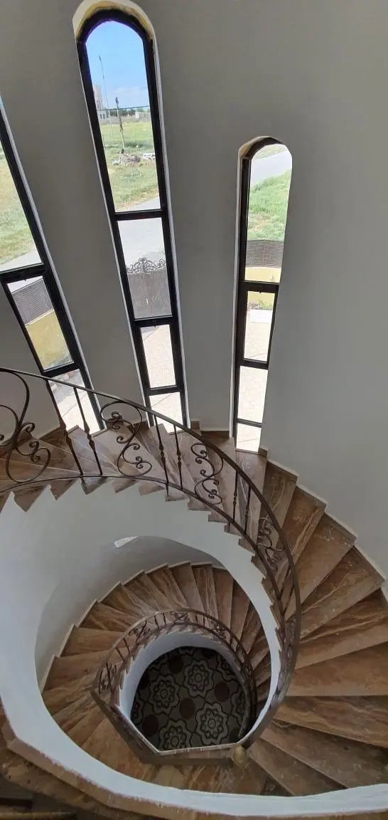 مزرعة للبيع طريق المطار