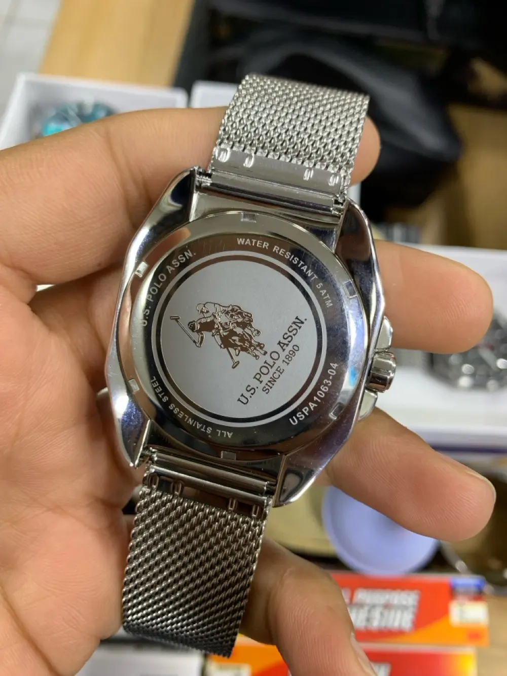 مجموعة ساعات جديده مجلتن اصلي مكفول