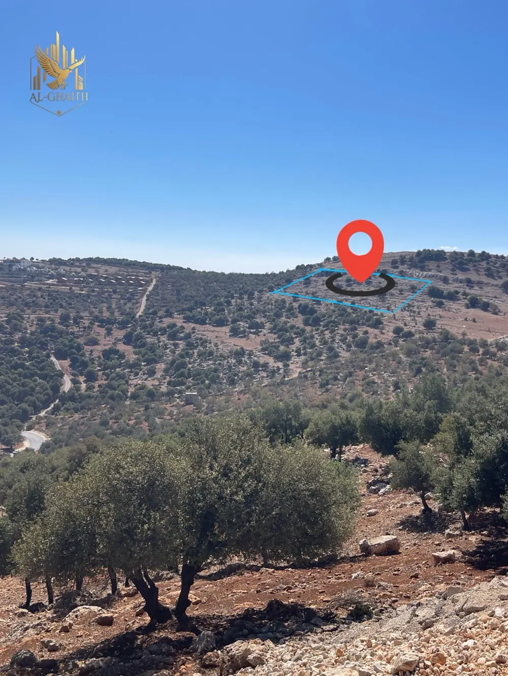 ارض باطلالة بانورامية على قلعة وجبال عجلون