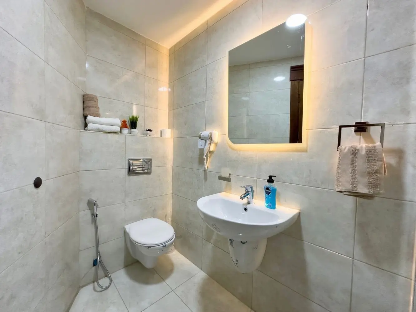 شقة فاخرة للاجار اليومي فقط