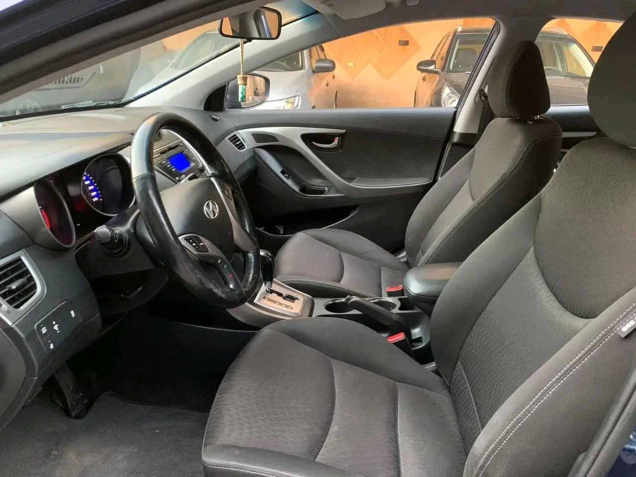 هونداي افانتي ٢٠١٤ للبيع