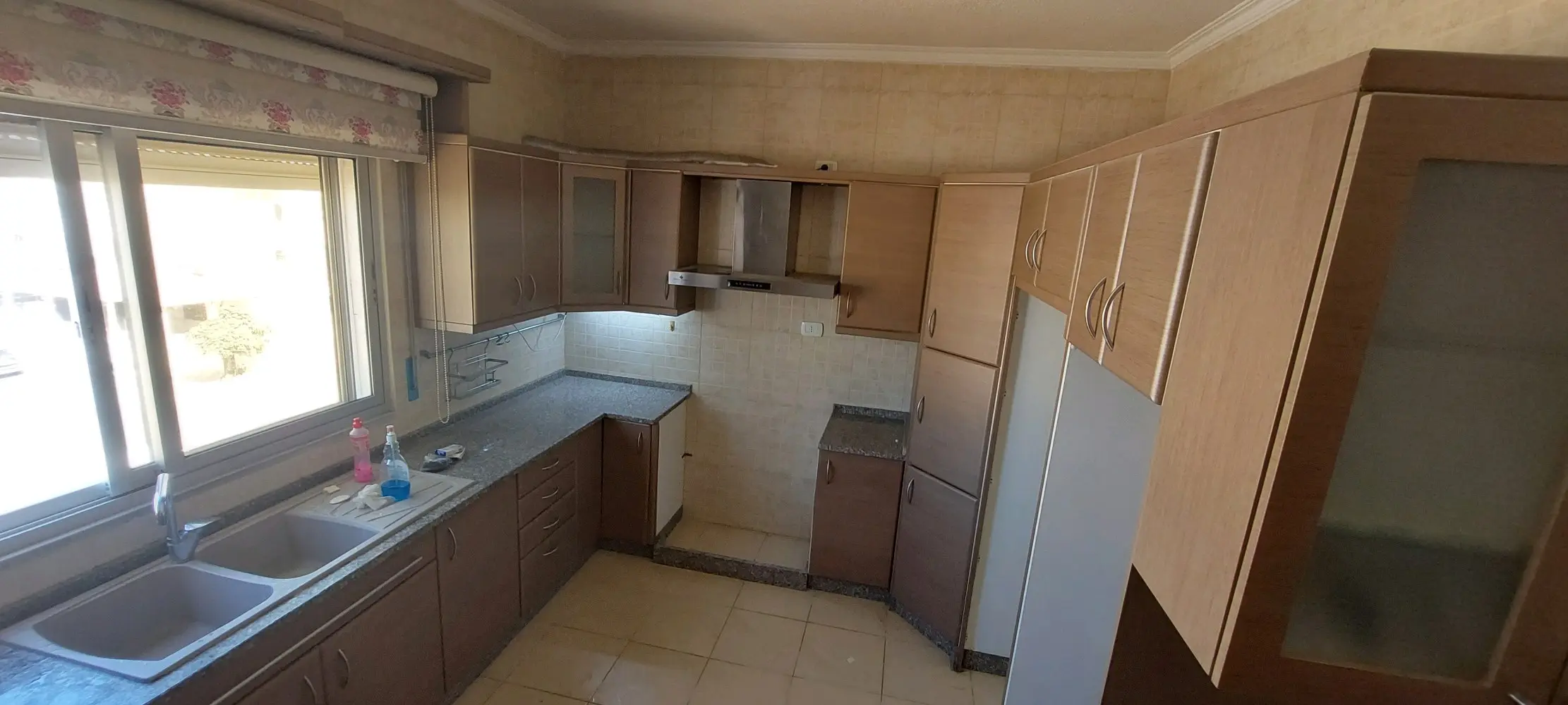 شقة سوبر ديلوكس مساحة 182 متر