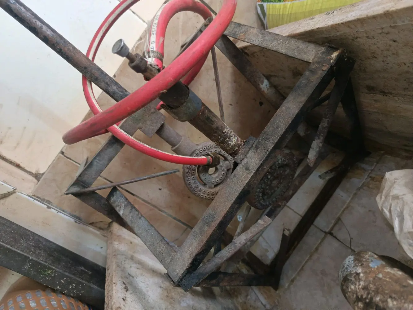 عدة مطعم كاملة