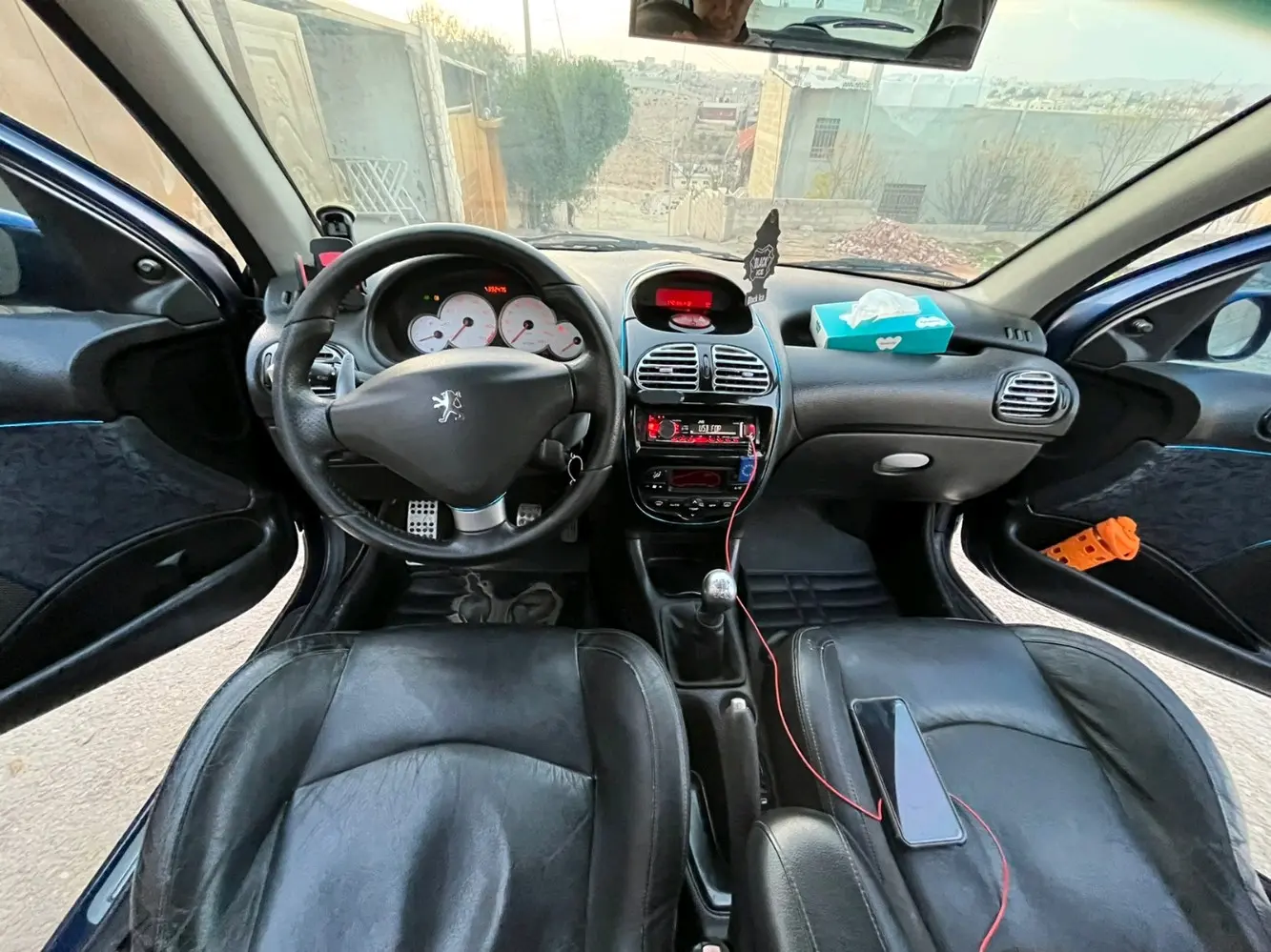 بيجو 206 موديل 2006 جير عادي