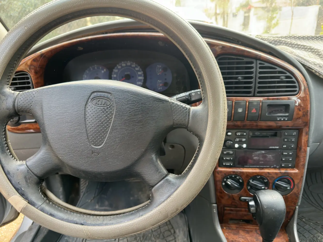 كيا سبكترا فحص كامل موديل 2000/ spectra KIA   بحاله ممتازه ولا تحتاج صيانه ، دها