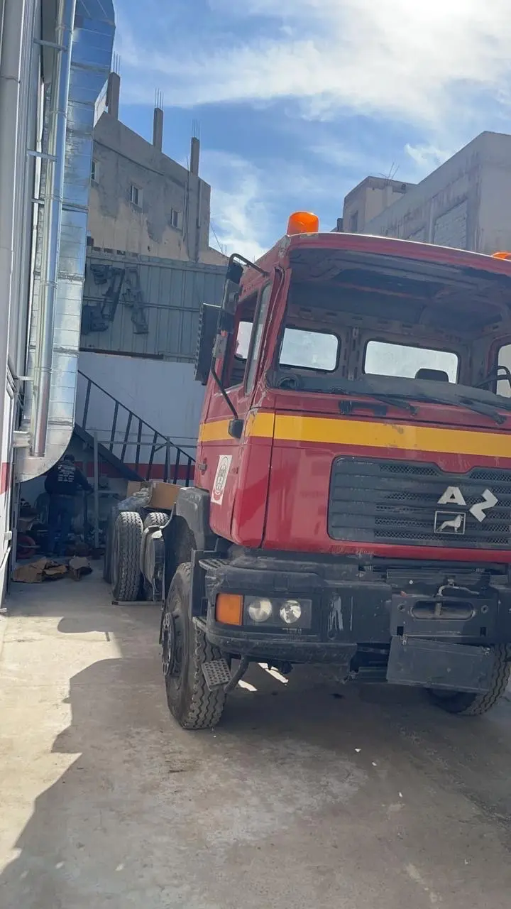 مركز تجليس ودهان سيارات معتمد لجميع شركات التامين