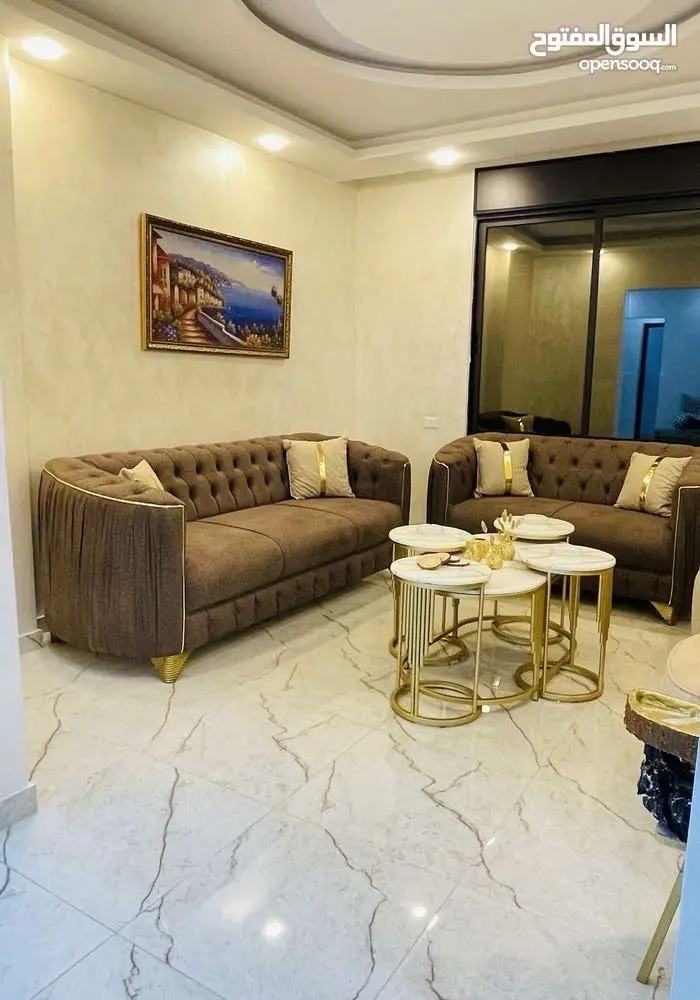 شقة فاخرة مفروشة