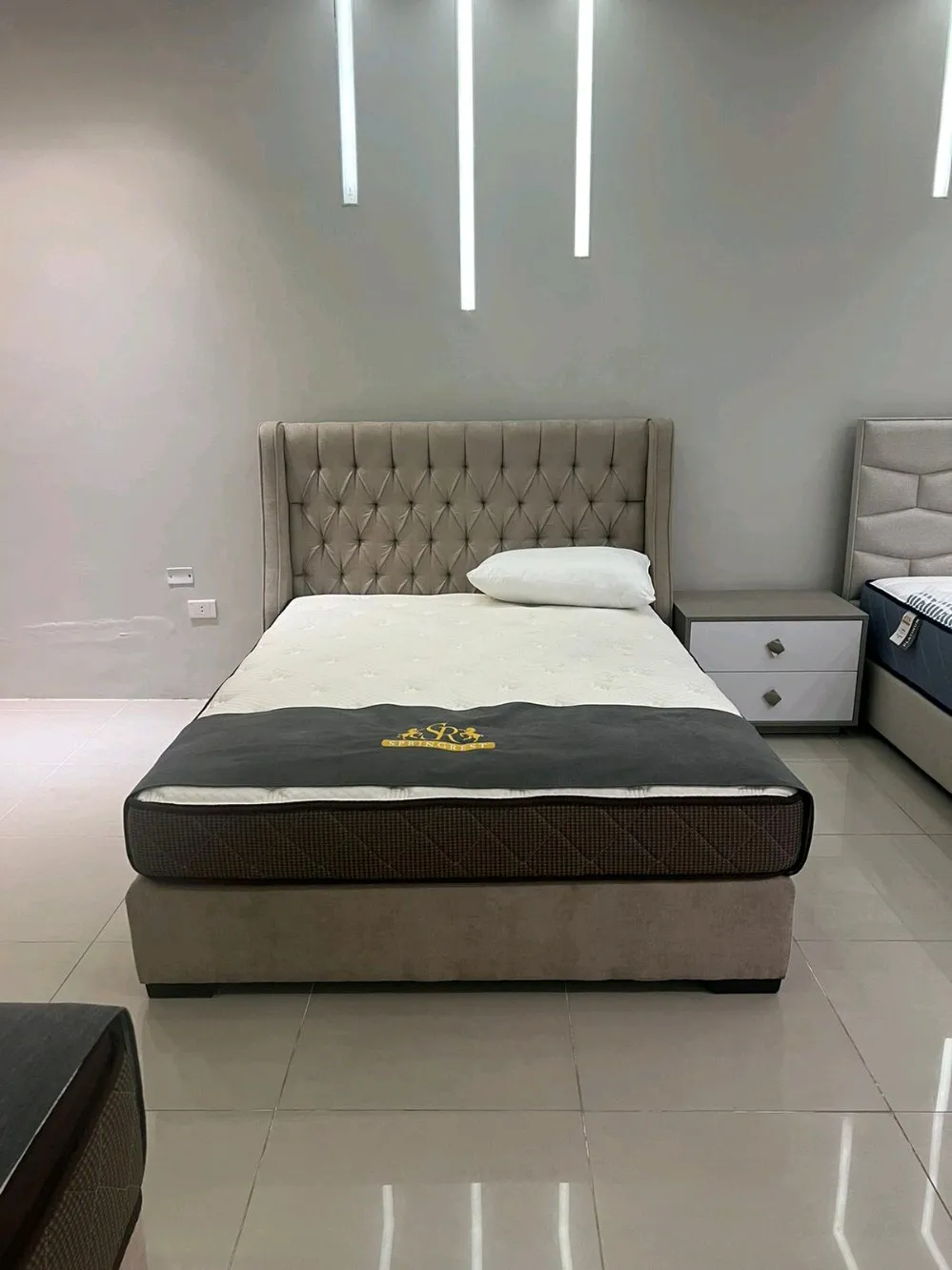 فرشات سبرينج ريست