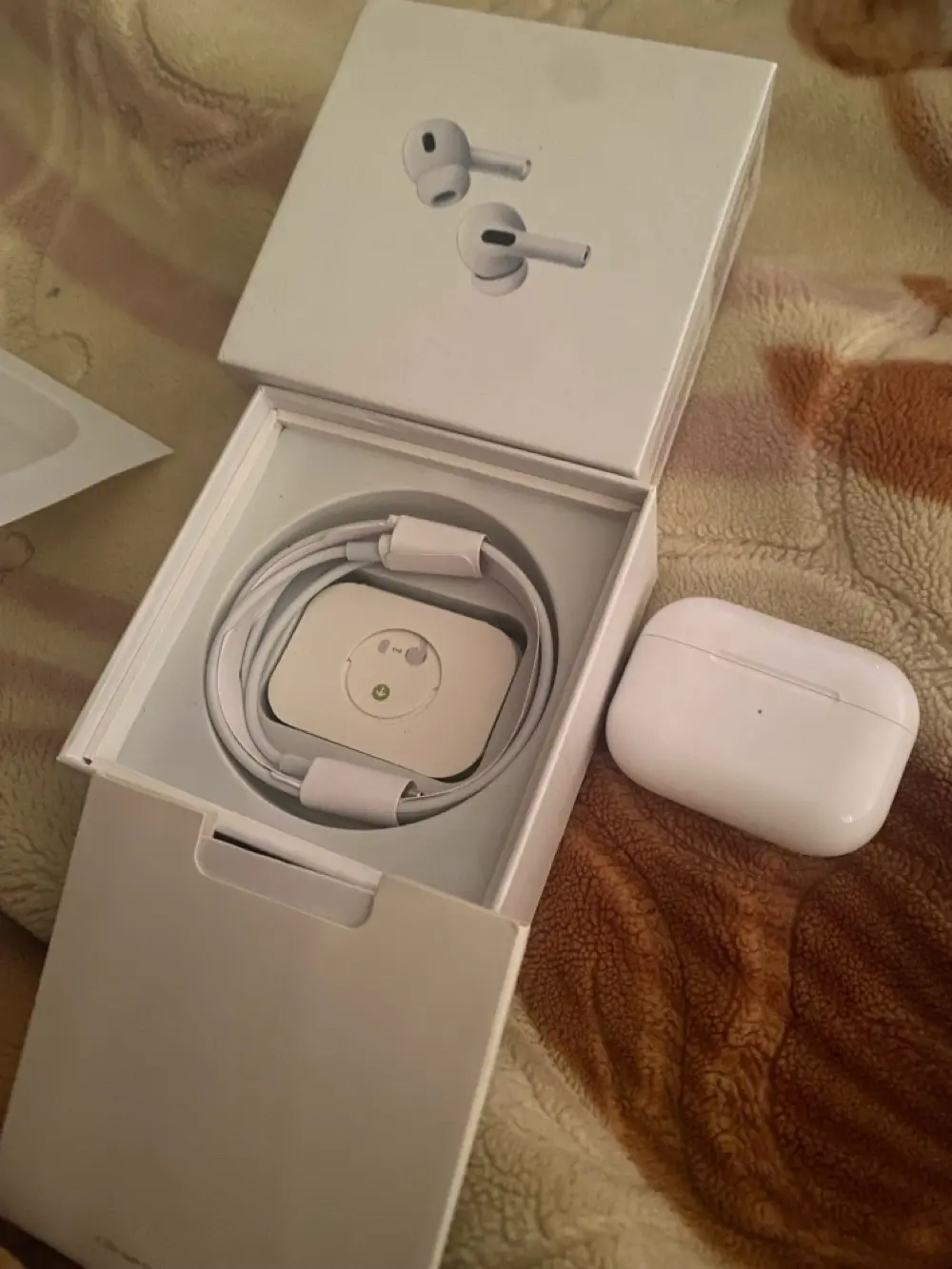 ايربودز برو الجيل الثاني airpods pro sec gen