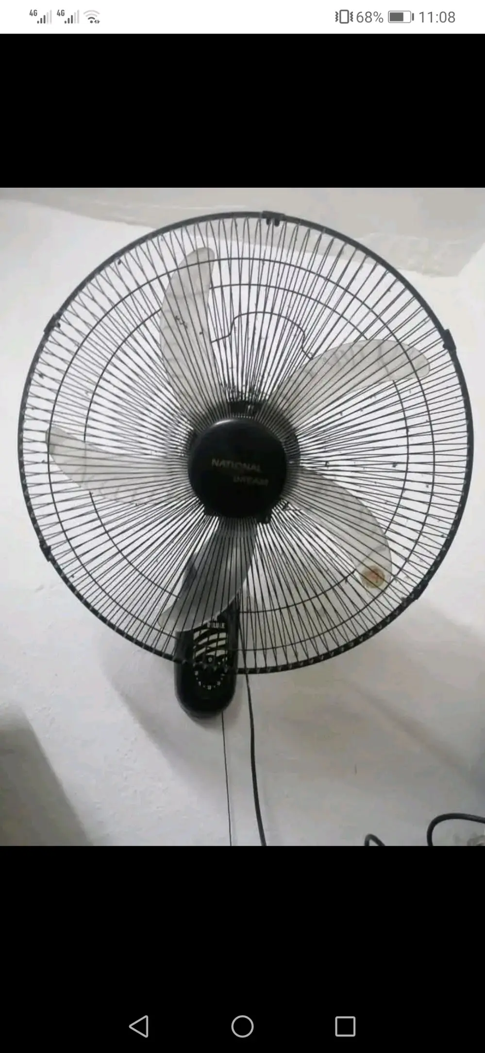 معدات يديوية ومروحتين للبيع بسعر مغري