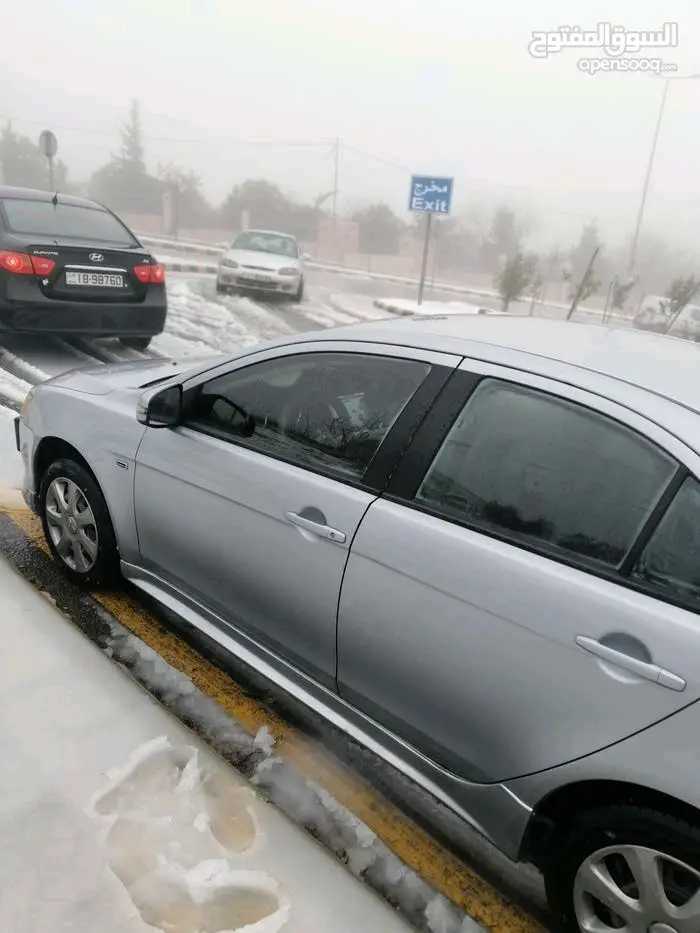 للبيع او البدل ميتسوبيشي لانسر ex 2016