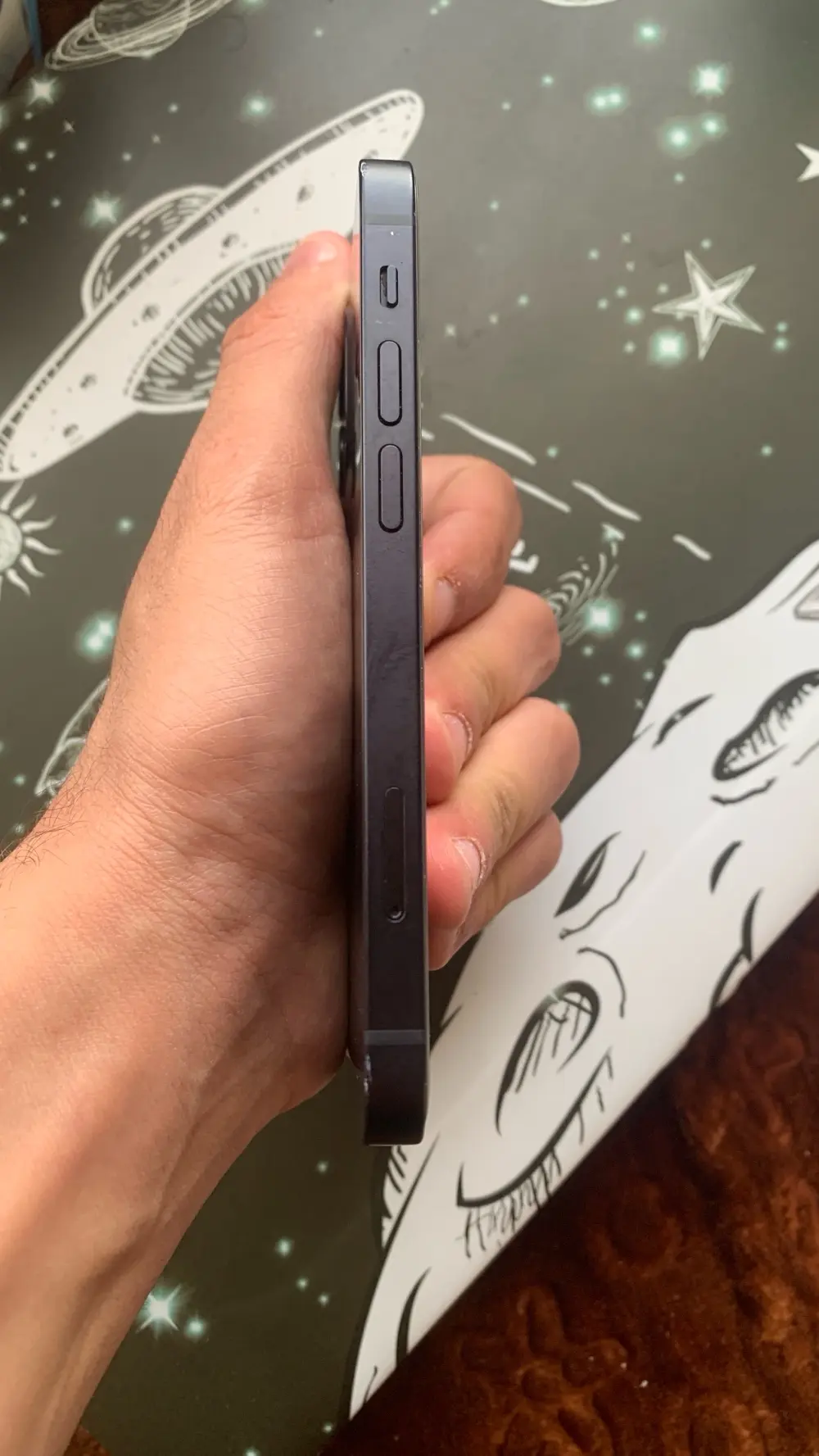 آيفون 12 ميني