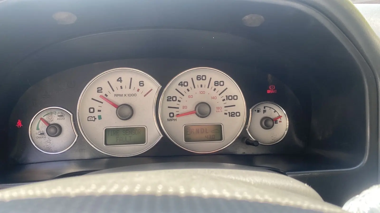 فورد اسكيب للبيع او البدل على احدث