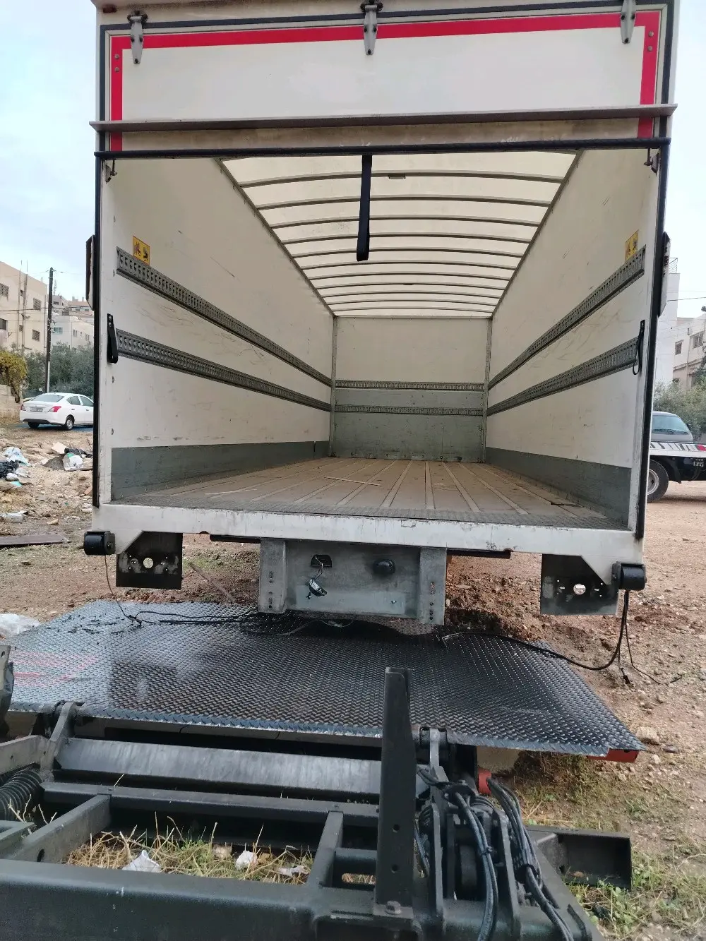 صندوق  حافظة للبيع