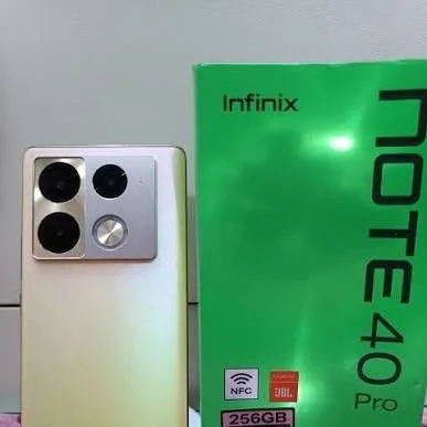 أدوات كهرباء وتلفونات 